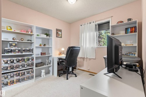 1704 39 Street, Edmonton, AB - Indoor Photo Showing Office