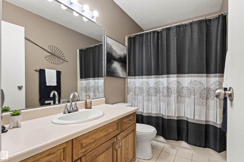 1704 39 Street, Edmonton, AB - Indoor Photo Showing Bathroom