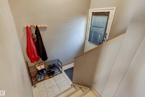 1704 39 Street, Edmonton, AB - Indoor Photo Showing Other Room