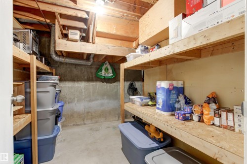 1704 39 Street, Edmonton, AB - Indoor