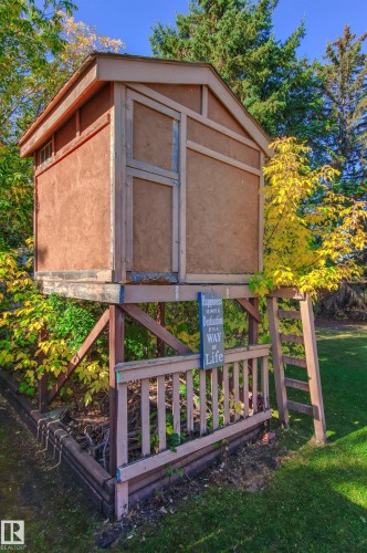 1704 39 Street, Edmonton, AB - Outdoor With Exterior