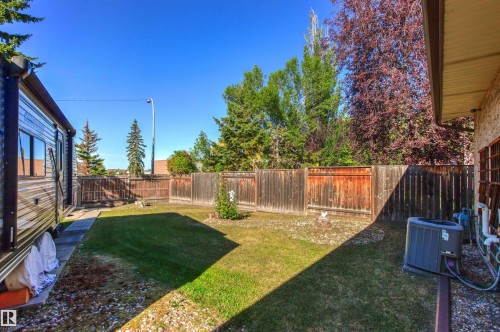 1704 39 Street, Edmonton, AB - Outdoor With Backyard