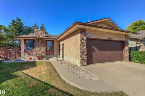 1704 39 Street, Edmonton, AB - Outdoor