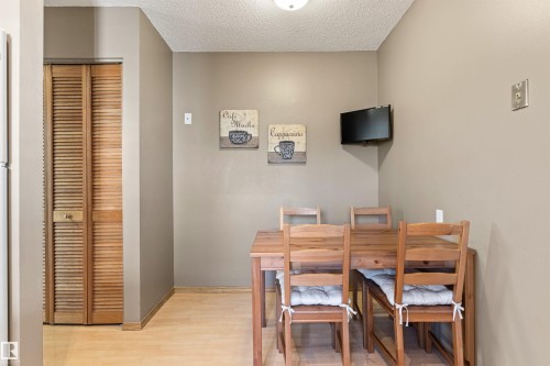 1704 39 Street, Edmonton, AB - Indoor