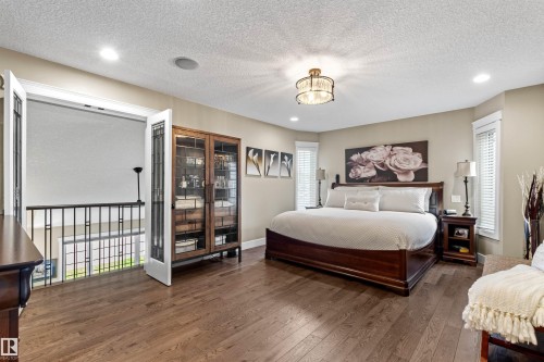 212 Wolf Ridge Close Nw, Edmonton, AB - Indoor Photo Showing Bedroom