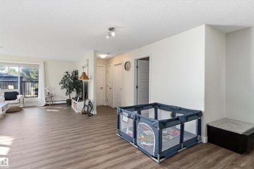 110 14808 125 Street, Edmonton, AB - Indoor