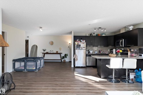 110 14808 125 Street, Edmonton, AB - Indoor Photo Showing Kitchen