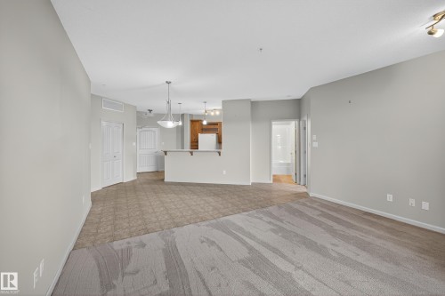 112 2503 Hanna Crescent, Edmonton, AB - Indoor