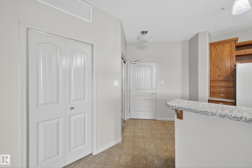 112 2503 Hanna Crescent, Edmonton, AB - Indoor