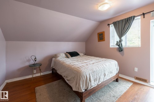 11415 85 Street, Edmonton, AB - Indoor Photo Showing Bedroom