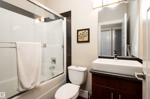 3604 16 Street, Edmonton, AB - Indoor Photo Showing Bathroom