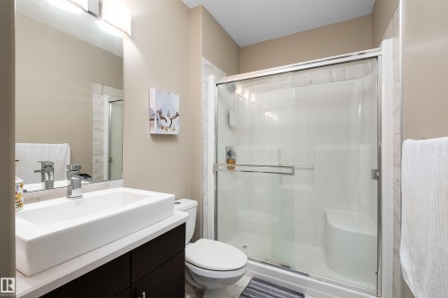 3604 16 Street, Edmonton, AB - Indoor Photo Showing Bathroom