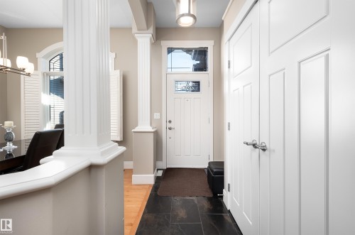 3604 16 Street, Edmonton, AB - Indoor Photo Showing Other Room