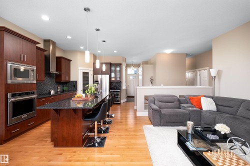 3604 16 Street, Edmonton, AB - Indoor