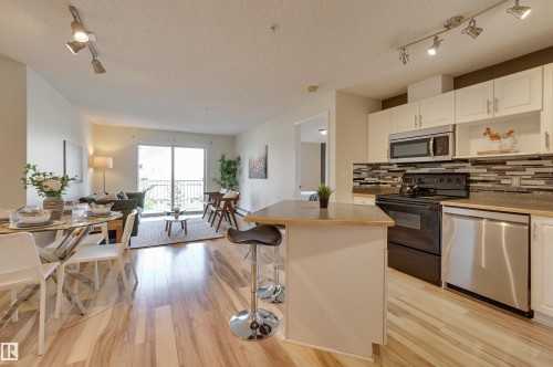 314 245 Edwards Drive, Edmonton, AB - Indoor Photo Showing Kitchen