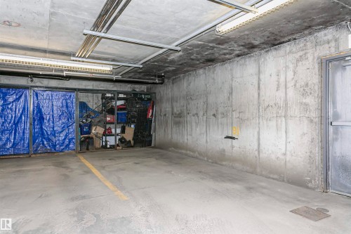 203 11933 106 Avenue, Edmonton, AB - Indoor Photo Showing Garage