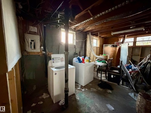 13604 132 Avenue, Edmonton, AB - Indoor