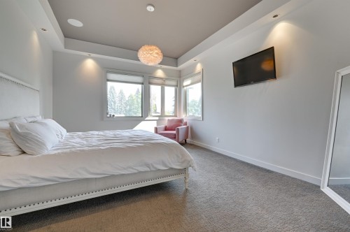 9415 144 Street, Edmonton, AB - Indoor Photo Showing Bedroom