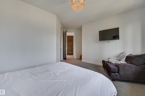 9415 144 Street, Edmonton, AB - Indoor Photo Showing Bedroom