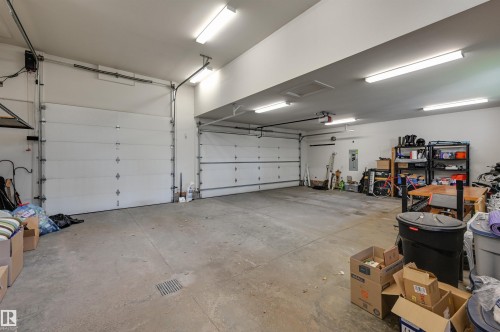 9415 144 Street, Edmonton, AB - Indoor Photo Showing Garage