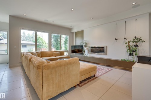 9415 144 Street, Edmonton, AB - Indoor Photo Showing Living Room With Fireplace