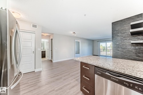 220 14808 125 Street, Edmonton, AB - Indoor Photo Showing Kitchen