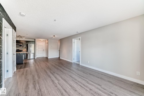 220 14808 125 Street, Edmonton, AB - Indoor