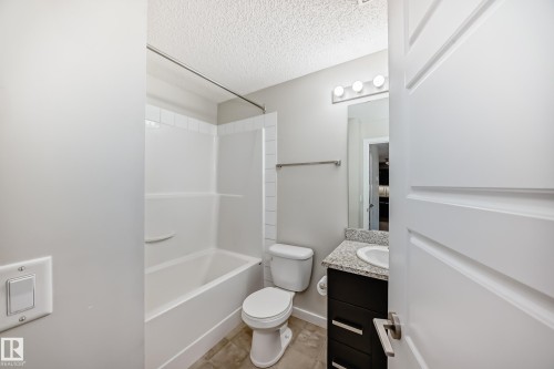 220 14808 125 Street, Edmonton, AB - Indoor Photo Showing Bathroom