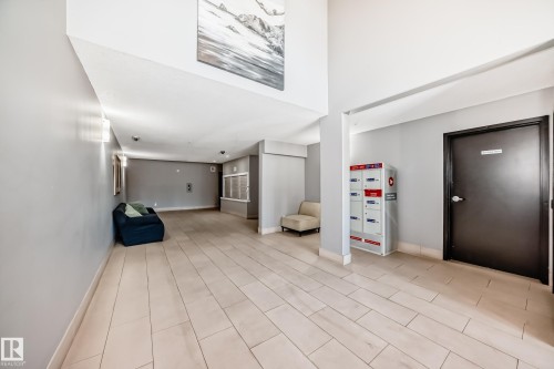 220 14808 125 Street, Edmonton, AB - Indoor Photo Showing Other Room