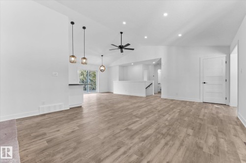 311 55504 Rr 13, Rural Lac Ste. Anne County, AB - Indoor Photo Showing Other Room