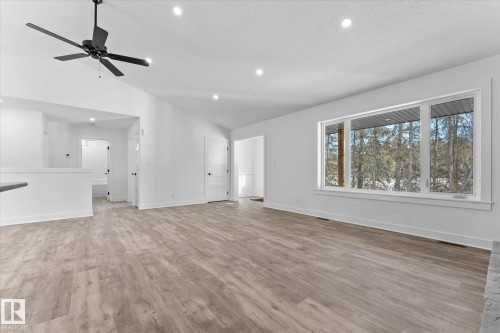 311 55504 Rr 13, Rural Lac Ste. Anne County, AB - Indoor Photo Showing Other Room