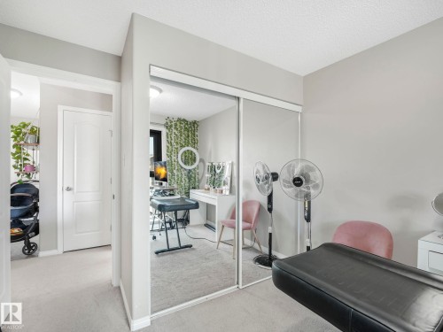 1437 9363 Simpson Drive, Edmonton, AB - Indoor