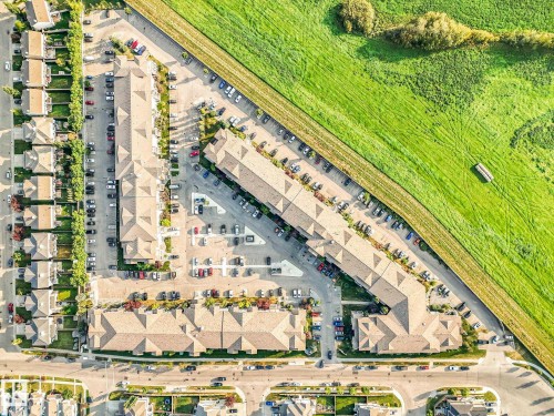 1437 9363 Simpson Drive, Edmonton, AB -  With View