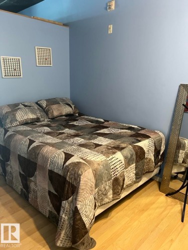 1704 10024 Jasper Avenue, Edmonton, AB - Indoor Photo Showing Bedroom