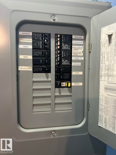 1704 10024 Jasper Avenue, Edmonton, AB - Indoor Photo Showing Other Room