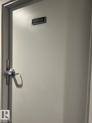 1704 10024 Jasper Avenue, Edmonton, AB - Indoor Photo Showing Other Room