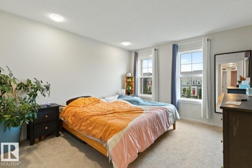 2147 Maple Road, Edmonton, AB - Indoor Photo Showing Bedroom