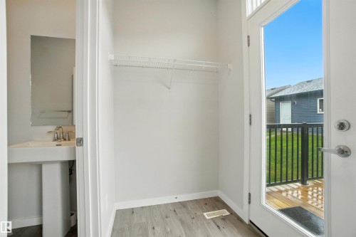 20727 25 Ave Nw, Edmonton, AB - Indoor