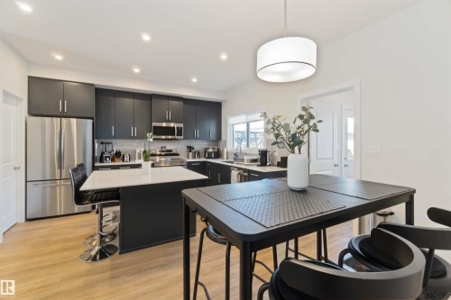 310 Balsam Link, Leduc, AB - Indoor Photo Showing Kitchen With Upgraded Kitchen