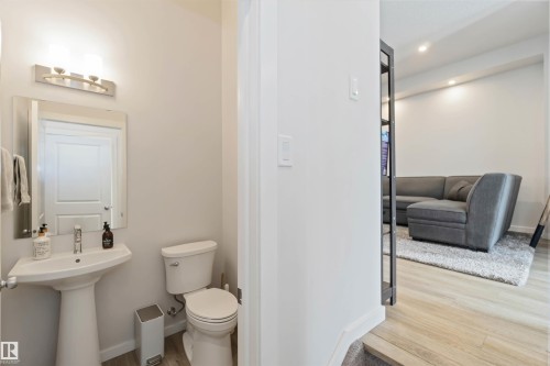 310 Balsam Link, Leduc, AB - Indoor Photo Showing Bathroom