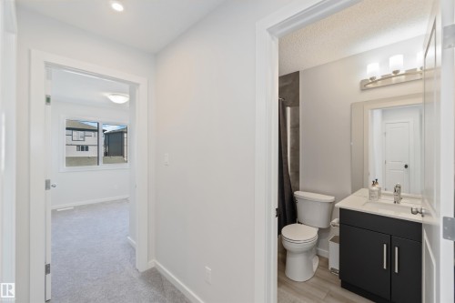 310 Balsam Link, Leduc, AB - Indoor Photo Showing Bathroom
