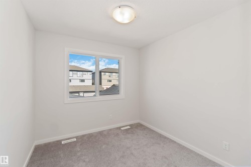 310 Balsam Link, Leduc, AB - Indoor Photo Showing Other Room