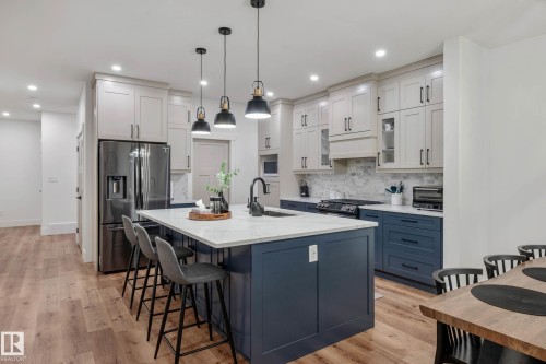 5094 Edgemont Boulevard, Edmonton, AB - Indoor Photo Showing Kitchen With Stainless Steel Kitchen With Upgraded Kitchen