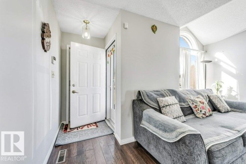 18416 77 Avenue, Edmonton, AB - Indoor