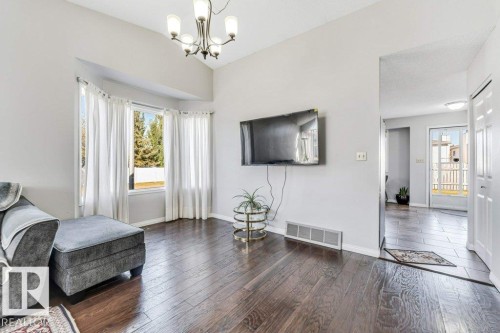 18416 77 Avenue, Edmonton, AB - Indoor Photo Showing Other Room