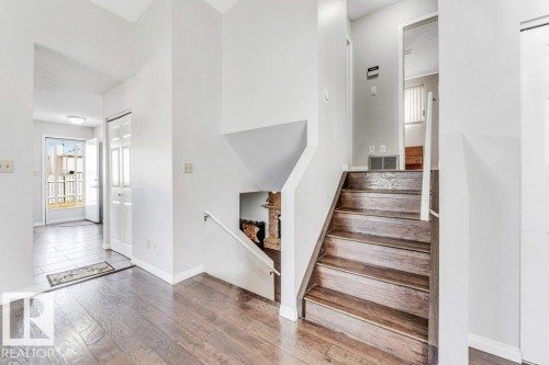 18416 77 Avenue, Edmonton, AB - Indoor Photo Showing Other Room