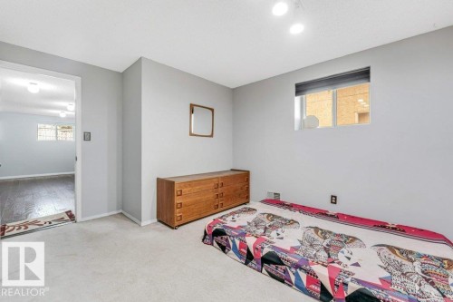 18416 77 Avenue, Edmonton, AB - Indoor Photo Showing Bedroom