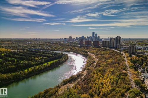 7780 Jasper Avenue, Edmonton, AB 