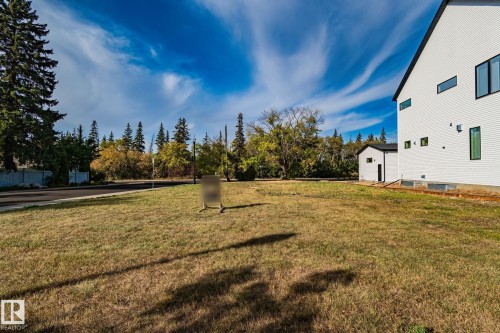 7780 Jasper Avenue, Edmonton, AB 