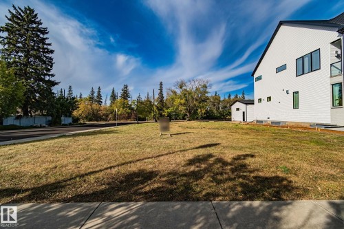 7780 Jasper Avenue, Edmonton, AB 